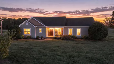 319 Claude Fowler Rd #319, Fountain Inn, SC 29644