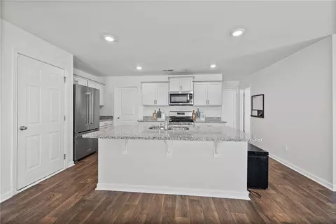 Entry Way - Undisclosed, Easley, SC 29640 photo 3 of 8