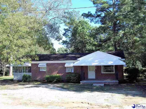 211 S 11th Ave, Dillon, SC 29536 photo 1