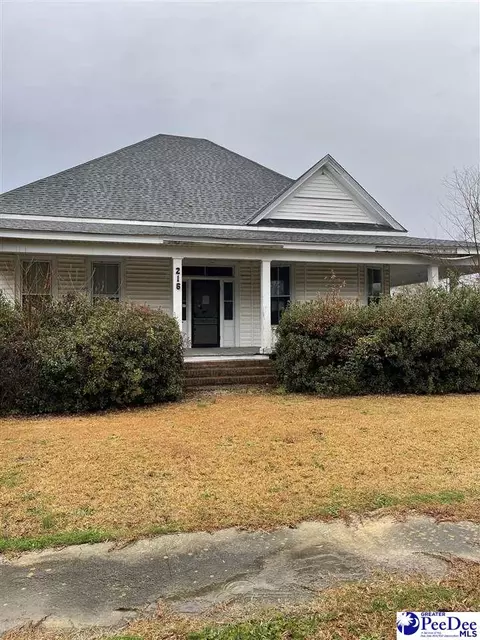 216 E Leitner St, Latta, SC 29565 photo 1