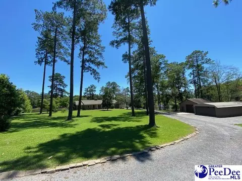 818 Azalea Ct, Dillon, SC 29536 photo 1