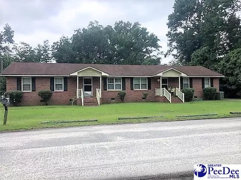301 Pecan St, Dillon, SC 29536 photo 1