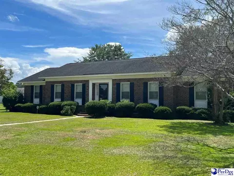 1400 E Cleveland St, Dillon, SC 29536 photo 1