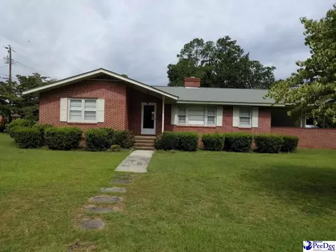 901 N 16th Ave, Dillon, SC 29536 photo 1
