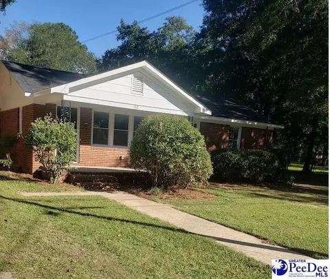 818 Pine, Cheraw, SC 29520 photo 1