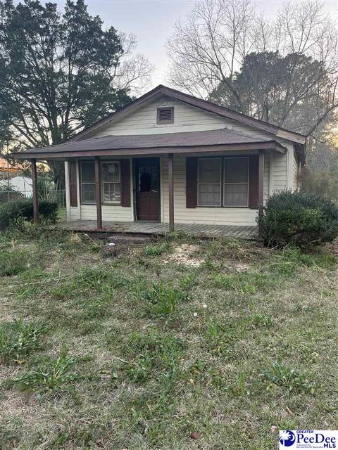 1105 W Main St, Dillon, SC 29536 photo 1