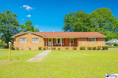 1613 E Washington St, Dillon, SC 29536 photo 1