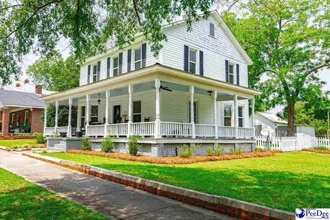 120 Third St, Cheraw, SC 29520 photo 1