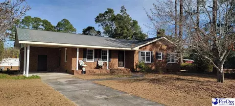 901 E Madison St, Dillon, SC 29536 photo 1