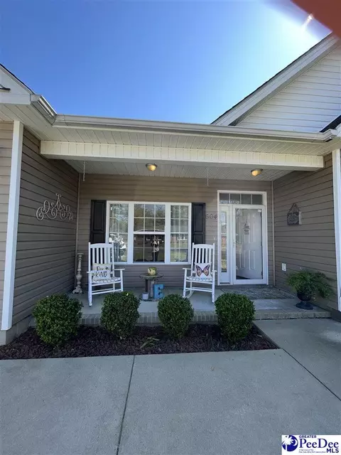 604 E 7th Ave, Lake View, SC 29563 photo 2