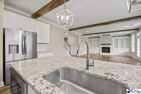Kitchen - 1485 Summergate, Florence, SC 29501 photo 3 of 5
