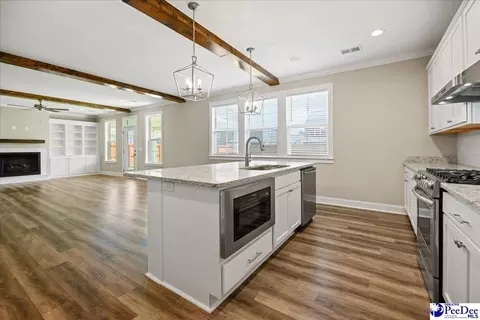Kitchen - 1485 Summergate, Florence, SC 29501 photo 2 of 5