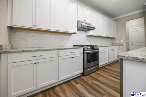 Kitchen - 1485 Summergate, Florence, SC 29501 photo 5 of 5