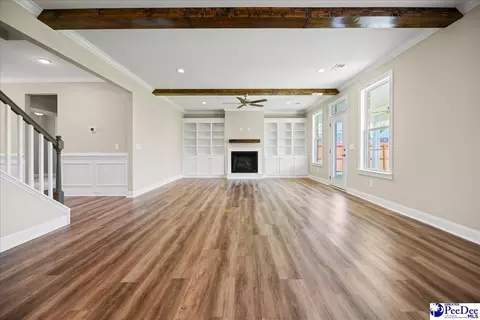 Living - 1485 Summergate, Florence, SC 29501 photo 2 of 6