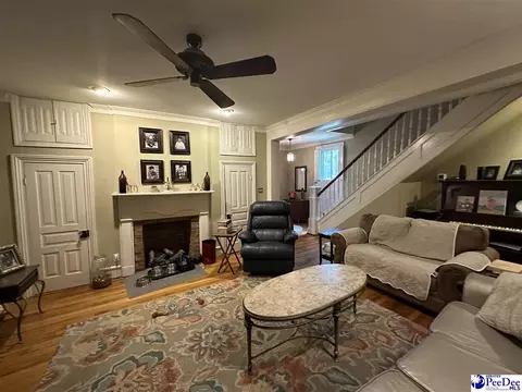223 Third St, Cheraw, SC 29520 photo 3