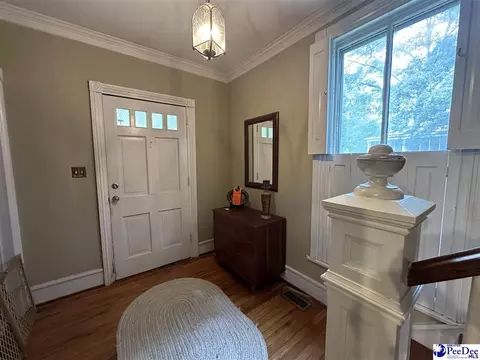 223 Third St, Cheraw, SC 29520 photo 2