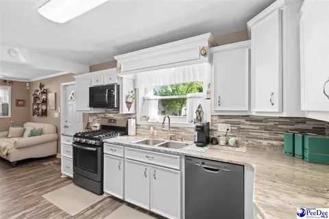 1007 E Main St, Dillon, SC 29536 photo 8