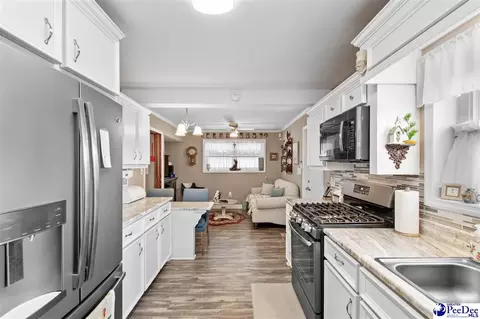 1007 E Main St, Dillon, SC 29536 photo 7