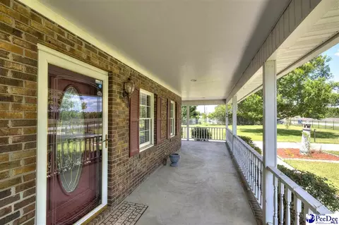237 Mclaughlin Rd, Effingham, SC 29541 photo 4