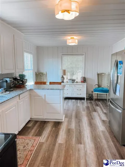 2396 Old Manning Rd, Scranton, SC 29591 photo 10