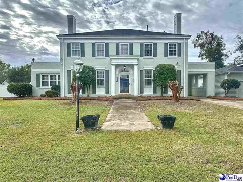 408 E Cleveland St, Dillon, SC 29536 photo 1