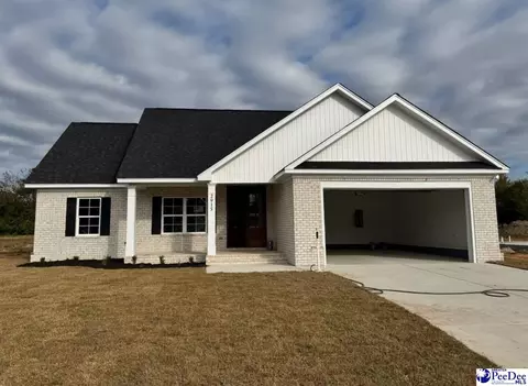 2915 Suzanne Dr, Florence, SC 29501 photo 1