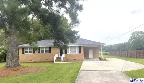 632 E Hampton St, Olanta, SC 29114 photo 4
