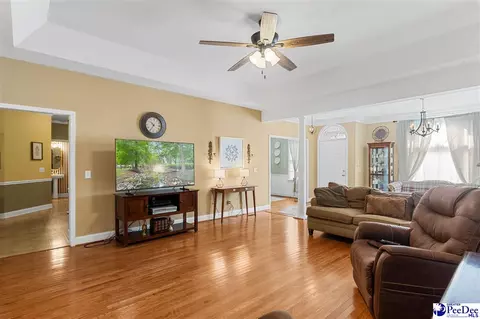 3218 W Hampton Pointe Dr, Florence, SC 29501 photo 5