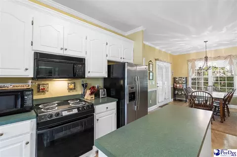 3218 W Hampton Pointe Dr, Florence, SC 29501 photo 12