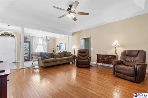 3218 W Hampton Pointe Dr, Florence, SC 29501 photo 3