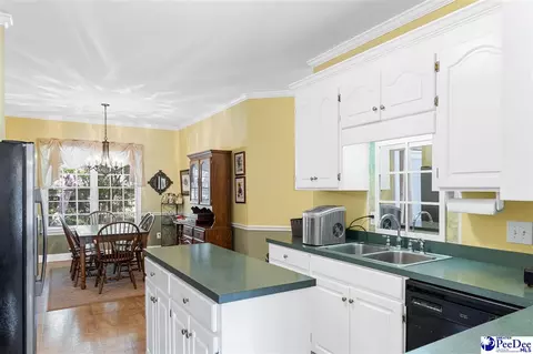 3218 W Hampton Pointe Dr, Florence, SC 29501 photo 11