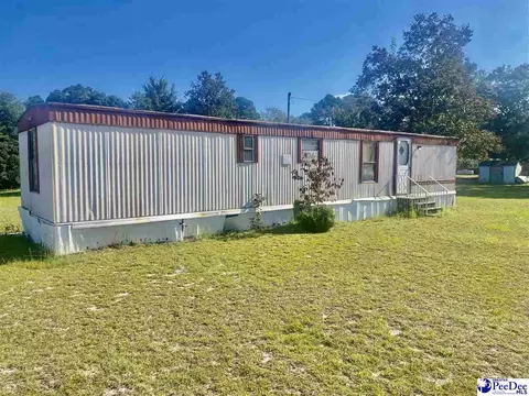 1830 Sonny Dr, Dillon, SC 29536 photo 1