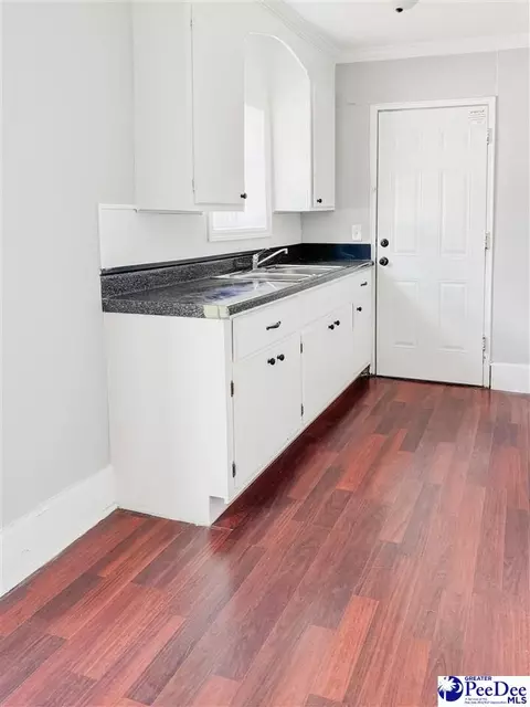 404 W Calhoun St, Dillon, SC 29536 photo 7