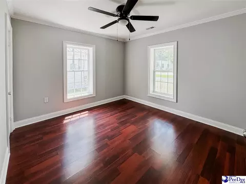 404 W Calhoun St, Dillon, SC 29536 photo 13