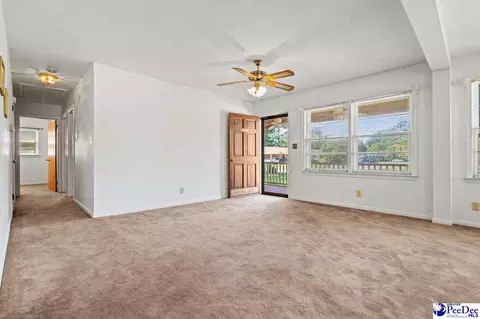 105 Windsor Dr, Cheraw, SC 29520 photo 7