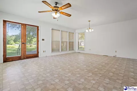 105 Windsor Dr, Cheraw, SC 29520 photo 25