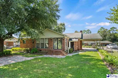 105 Windsor Dr, Cheraw, SC 29520 photo 4