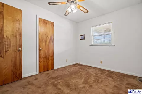 105 Windsor Dr, Cheraw, SC 29520 photo 9