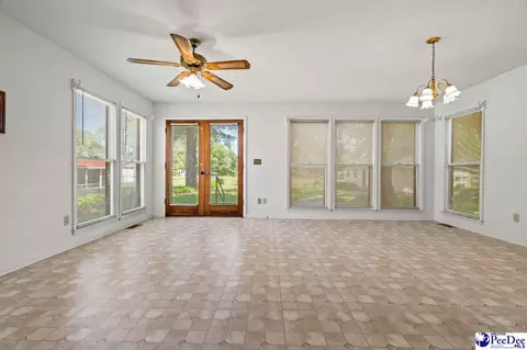 105 Windsor Dr, Cheraw, SC 29520 photo 24