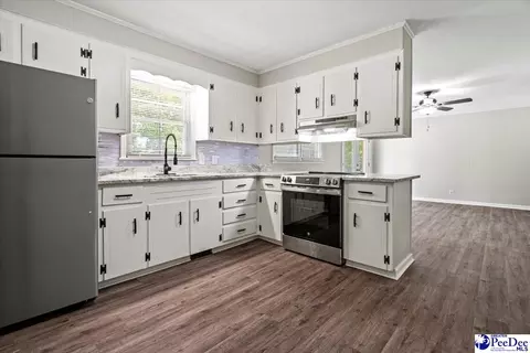 Kitchen - 1721 Progress St, Florence, SC 29501 photo 1 of 2