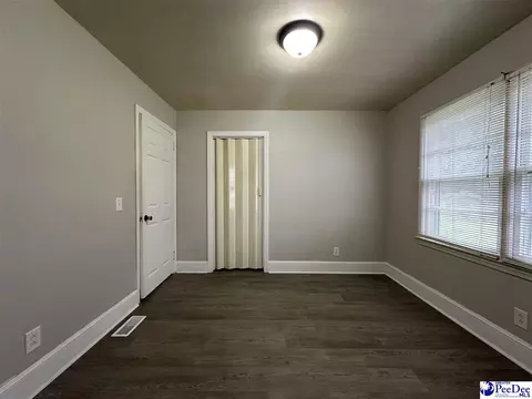 229 Stewart St, Dillon, SC 29536 photo 14