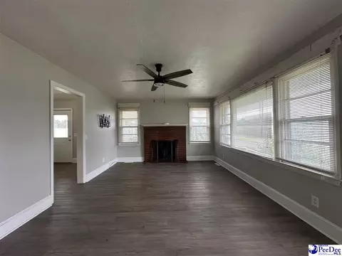 229 Stewart St, Dillon, SC 29536 photo 7