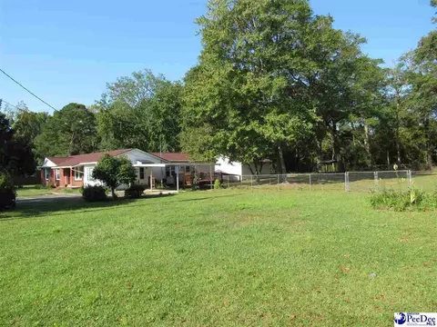 3031 Crestview Dr, Florence, SC 29501 photo 3
