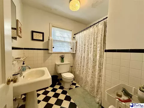 909 Mohawk Dr, Florence, SC 29501 photo 10