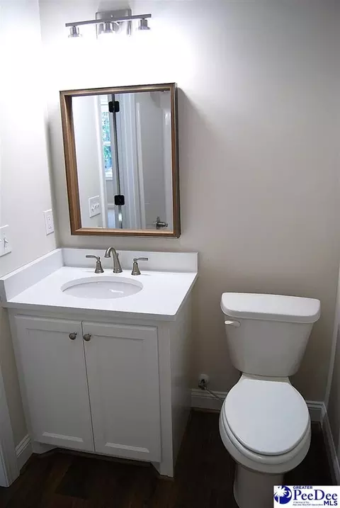 Bath - 5820 Clearbrook Rd, Effingham, SC 29541 photo 12 of 13