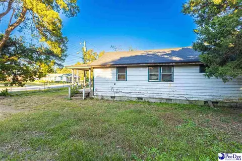 422 E 3rd Ave, Pamplico, SC 29583 photo 9