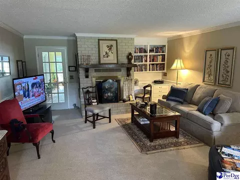 537 Roberts Rd, Dillon, SC 29536 photo 2
