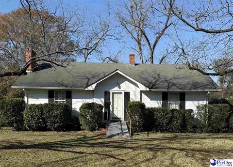 68 Victory Dr, Cheraw, SC 29520 photo 1