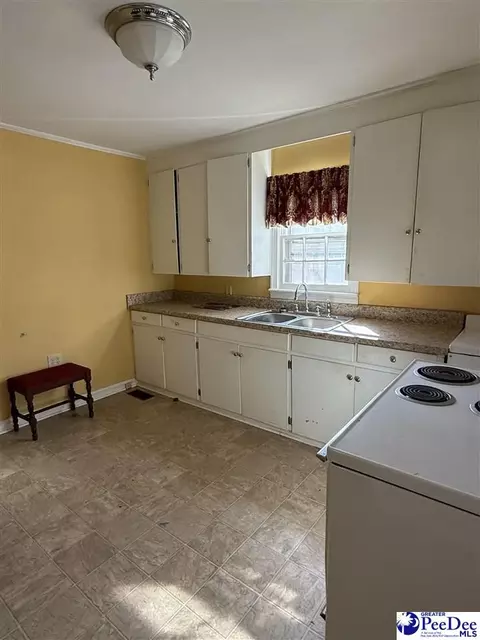 68 Victory Dr, Cheraw, SC 29520 photo 8
