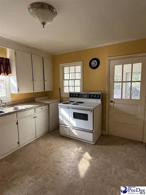 68 Victory Dr, Cheraw, SC 29520 photo 9